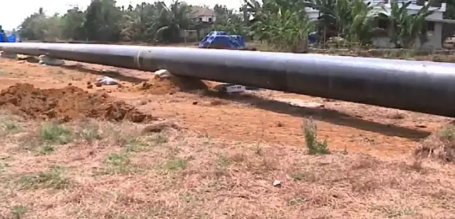 ഗെയിലിനെടുത്ത പൈപ്പ് കുഴിയില്‍ വീണ് നാലാം ക്ലാസ് വിദ്യാര്‍ഥിക്ക് പരിക്ക്