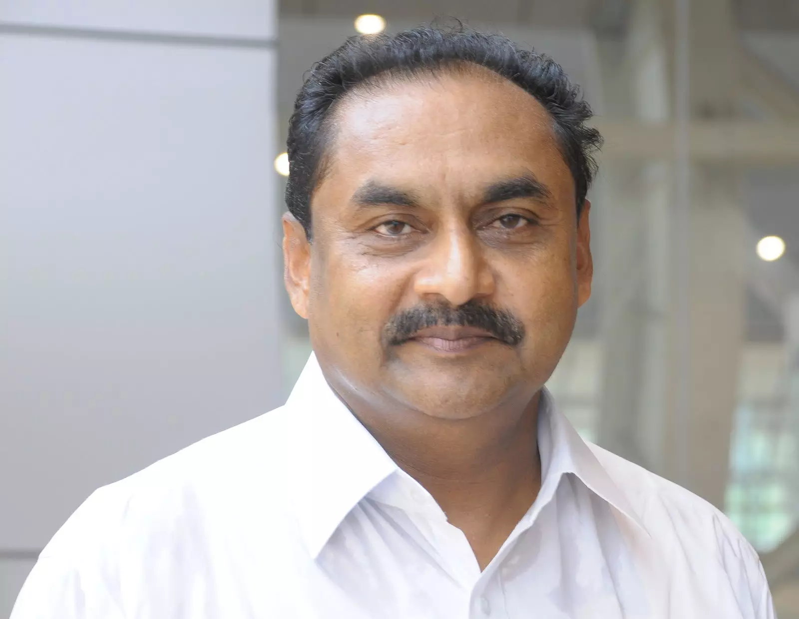 പാര്‍ട്ടി വിട്ടതായി വി സുരേന്ദ്രന്‍പിള്ള