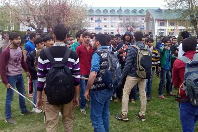 ശ്രീനഗര് നാഷണല് ഇന്സ്റ്റിറ്റ്യൂട്ട് ഓഫ് ടെക്നോളജിയില് സംഘര്ഷം ശ്രീനഗര് നാഷണല് ഇന്സ്റ്റിറ്റ്യൂട്ട് ഓഫ് ടെക്നോളജിയില് സംഘര്ഷം