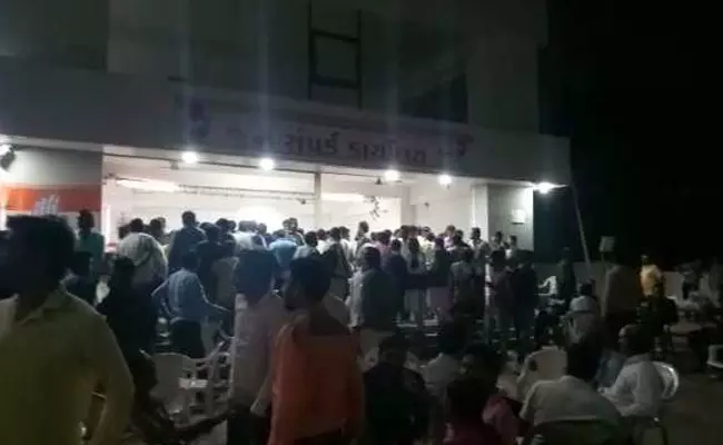 കോൺഗ്രസ്സും പട്ടീദാർ അനാമത് ആന്തോളൻ സമിതിയും തമ്മിലുണ്ടായ ധാരണയിൽ വിള്ളൽ