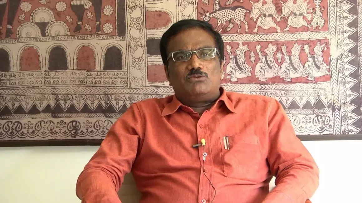 ഹൈദരാബാദ് സര്വകലാശാല വിസി കോപ്പിയടി വിവാദത്തില് ഹൈദരാബാദ് സര്വകലാശാല വിസി കോപ്പിയടി വിവാദത്തില്