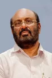 ഡൊമിനിക് പ്രസന്റേഷന്‍ എതിരായ നടപടികള്‍ക്ക് സ്റ്റേ