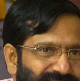 കത് വ സംഭവത്തില്‍ പ്രതിഷേധിച്ച് കെ.പി രാമനുണ്ണി നടത്തിയ ശയന പ്രദക്ഷിണം ആര്‍ എസ് എസ് പ്രവര്‍ത്തകര്‍ തടഞ്ഞു