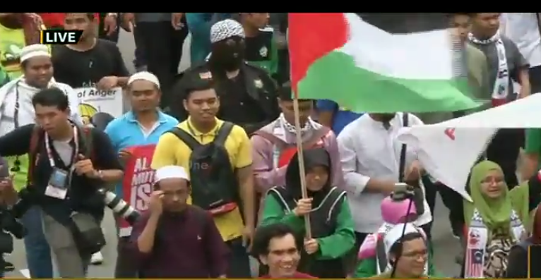 ഇസ്രായേല്‍ തലസ്ഥാനമായി പ്രഖ്യാപിച്ച യുഎസ് നീക്കത്തിനെതിരായ പ്രതിഷേധം തുടരുന്നു