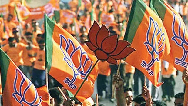 ഹിമാചലില് ബിജെപി അധികാരത്തിലേക്കെന്ന് എക്സിറ്റ് പോള് ഹിമാചലില് ബിജെപി അധികാരത്തിലേക്കെന്ന് എക്സിറ്റ് പോള്