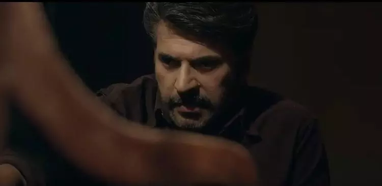 ഇതാണ് ഡെറിക് അബ്രഹാം; രണ്ടാമത്തെ ടീസര് പുറത്ത് ഇതാണ് ഡെറിക് അബ്രഹാം; രണ്ടാമത്തെ ടീസര് പുറത്ത്