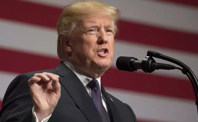 സിറിയയില്‍ നിന്ന് അമേരിക്കന്‍ സൈന്യത്തെ പിന്‍വലിക്കുന്ന കാര്യത്തില്‍ ഉടന്‍ തീരുമാനമെടുക്കുമെന്ന് ട്രംപ്