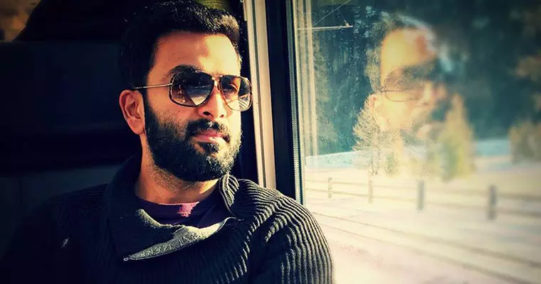 മെലിയാനായി തടിക്കുന്ന പൃഥ്വിരാജ്; കാരണമിതാണ്... മെലിയാനായി തടിക്കുന്ന പൃഥ്വിരാജ്; കാരണമിതാണ്...