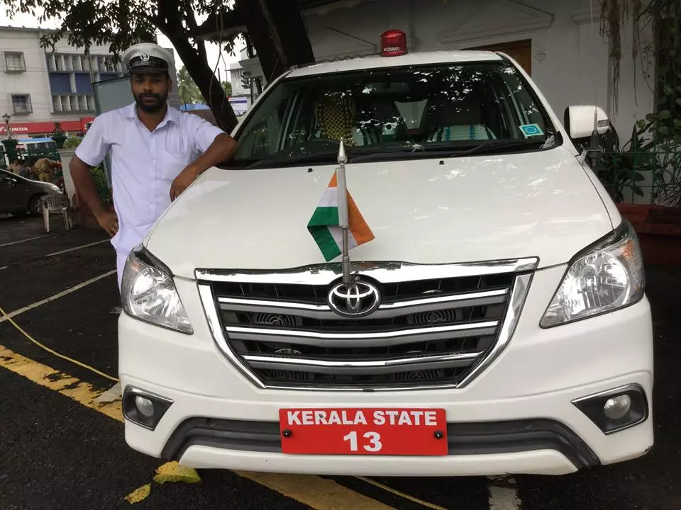 പതിമൂന്നാം നമ്പര് വാഹനം തോമസ് ഐസക്കിന് സ്വന്തം പതിമൂന്നാം നമ്പര് വാഹനം തോമസ് ഐസക്കിന് സ്വന്തം