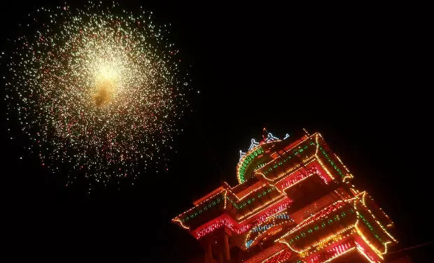 തൃശൂര്‍ പൂരം കൊടിയേറി