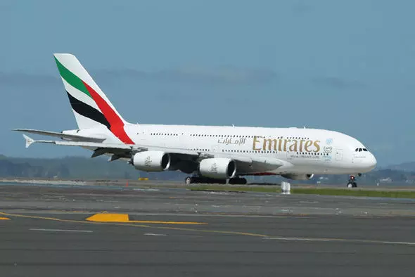 ഇന്ത്യയിലെ കൂടുതൽ സെക്ടറുകളിൽ സർവീസ്; ദുബൈ എമിറേറ്റ്സ് എയർലൈൻസിന്റെ അഭ്യർഥന കേന്ദ്രം തള്ളി ഇന്ത്യയിലെ കൂടുതൽ സെക്ടറുകളിൽ സർവീസ്; ദുബൈ എമിറേറ്റ്സ് എയർലൈൻസിന്റെ അഭ്യർഥന കേന്ദ്രം തള്ളി