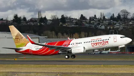 ഷാര്ജ കോഴിക്കോട് വിമാനം റദ്ദാക്കി; നാട്ടിലേക്ക് മടങ്ങാനിരുന്നവരുടെ യാത്ര മുടങ്ങി ഷാര്ജ കോഴിക്കോട് വിമാനം റദ്ദാക്കി; നാട്ടിലേക്ക് മടങ്ങാനിരുന്നവരുടെ യാത്ര മുടങ്ങി