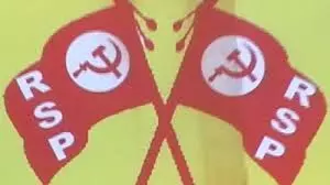 നടുഭാഗം ചുണ്ടന് ജേതാക്കള് നടുഭാഗം ചുണ്ടന് ജേതാക്കള്