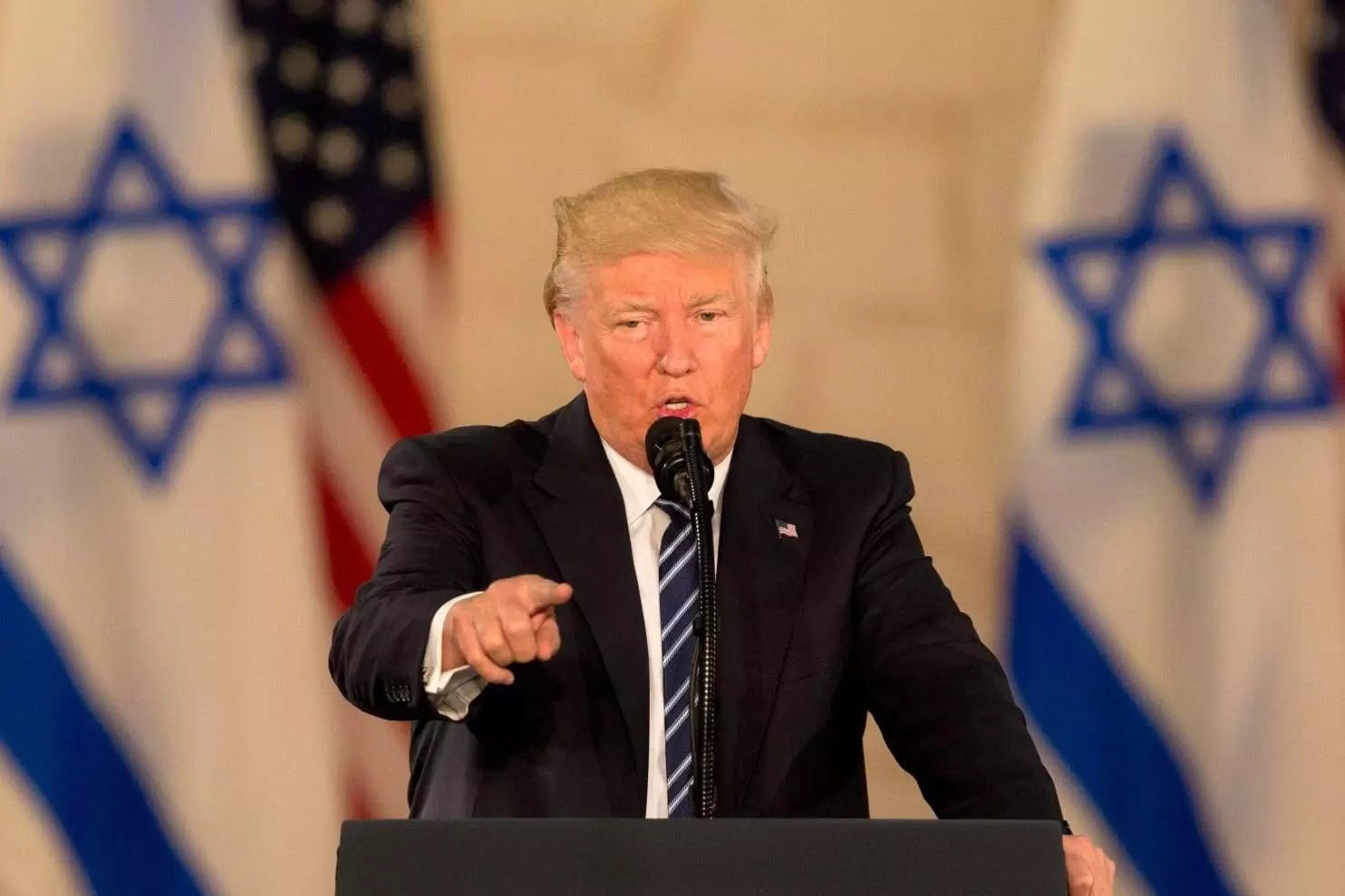 ഫലസ്തീന്‍ അമേരിക്കയെ നിന്ദിച്ചു; ഇങ്ങനെ ആയാല്‍ സമാധാന ചര്‍ച്ച മുന്നോട്ടുപോകില്ലെന്ന് ട്രംപ്