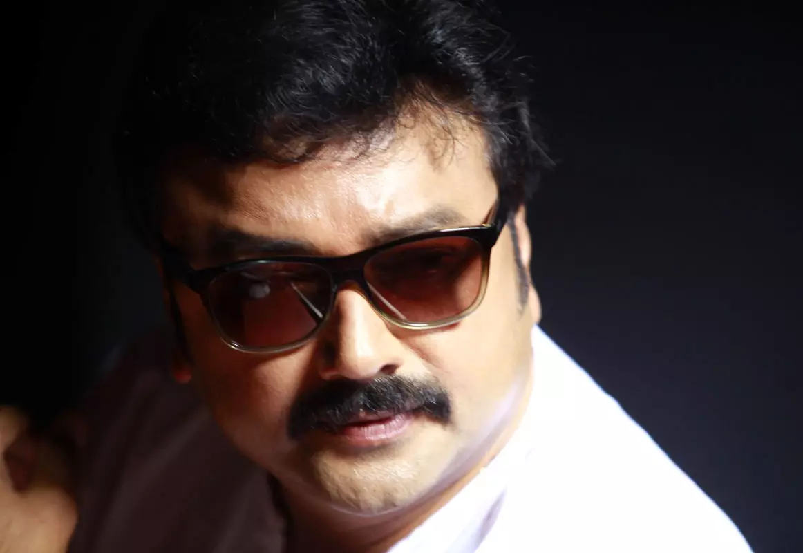 ഞാന്‍ വളരെയധികം സെലക്ടീവാണ്, പക്ഷേ ചിത്രങ്ങളുടെ വിജയം എന്റെ കയ്യിലല്ല: ജയറാം