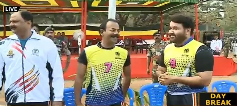 മിന്നും സ്മാഷുകളുമായി മോഹന്ലാല് മിന്നും സ്മാഷുകളുമായി മോഹന്ലാല്