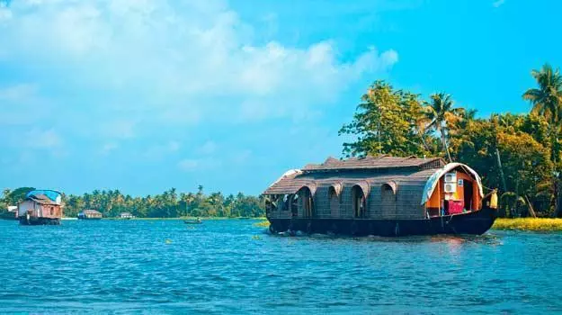 ദേശീയ ടൂറിസം അവാര്ഡ്; കേരളത്തിന് 12 പുരസ്കാരങ്ങള് ദേശീയ ടൂറിസം അവാര്ഡ്; കേരളത്തിന് 12 പുരസ്കാരങ്ങള്