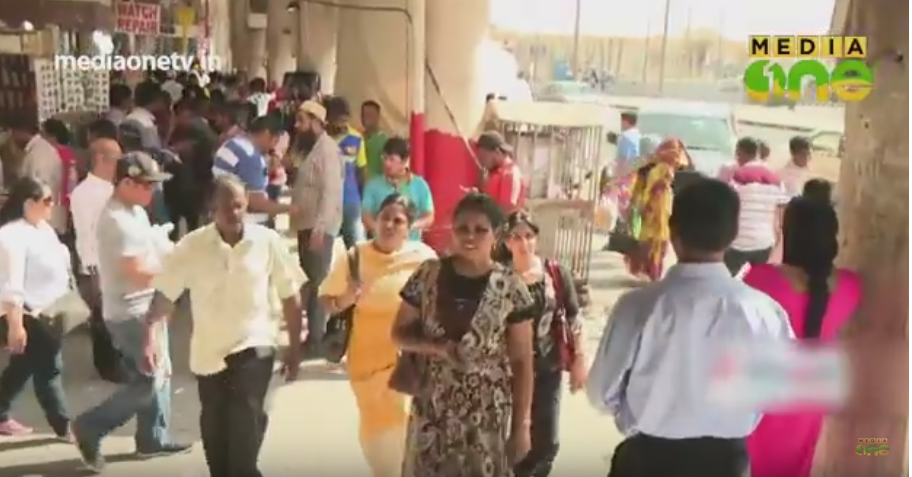 കുവൈത്തിലെ ഇന്ത്യൻ എംബസിയിൽ ഔട്ട് പാസ് വിതരണം തുടങ്ങി