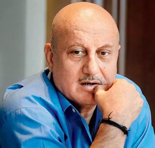 അനുപം ഖേറിന്‍റെ ട്വിറ്റർ അക്കൗണ്ട് ഹാക്ക് ചെയ്തു