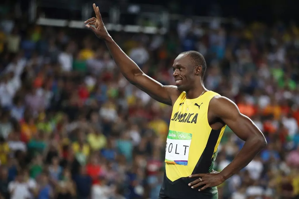 റിയോയില് വീണ്ടും ഇടിമിന്നലായി ബോള്ട്ട്, 200 മീറ്ററിലും സ്വര്ണം റിയോയില് വീണ്ടും ഇടിമിന്നലായി ബോള്ട്ട്, 200 മീറ്ററിലും സ്വര്ണം