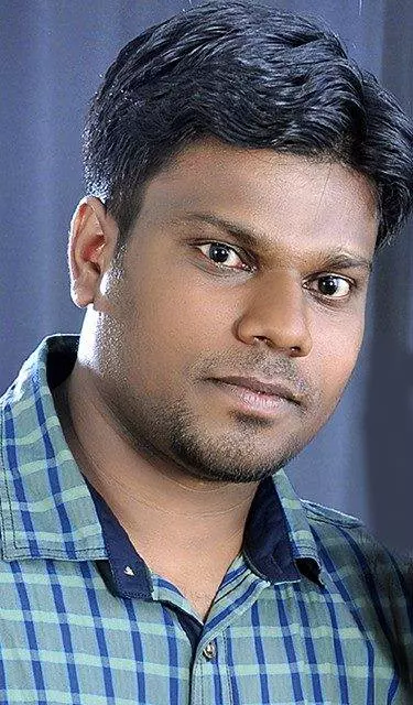 മീഡിയവണ്‍ കാമറാപേഴ്സണ്‍ എം പി സനോജ് കുമാറിന് ശ്രീനാരായണഗുരു കള്‍ച്ചറല്‍ സ്റ്റഡി സെന്റര്‍ പുരസ്കാരം