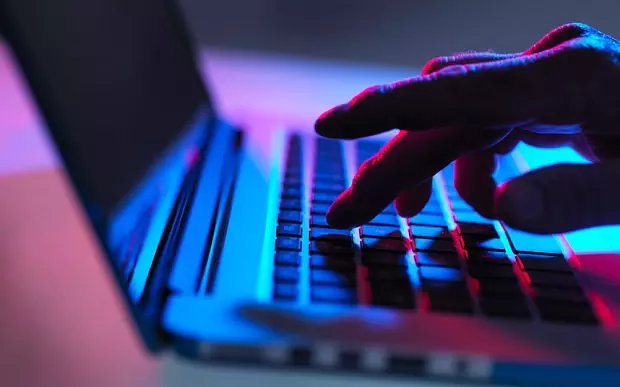 ടൊറന്റ് സൈറ്റുകള്‍ കാണാറുണ്ടോ ? നിങ്ങളെ കാത്തിരിക്കുന്നത് 3 വര്‍ഷം ജയില്‍ ശിക്ഷ