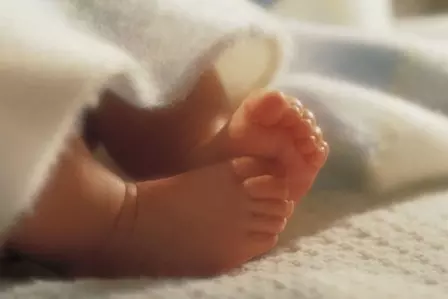 വായ്പ തിരിച്ചടയ്ക്കാന്‍ സാധിച്ചില്ല, നവജാത ശിശുവിനെ പണയമായി നല്‍കി