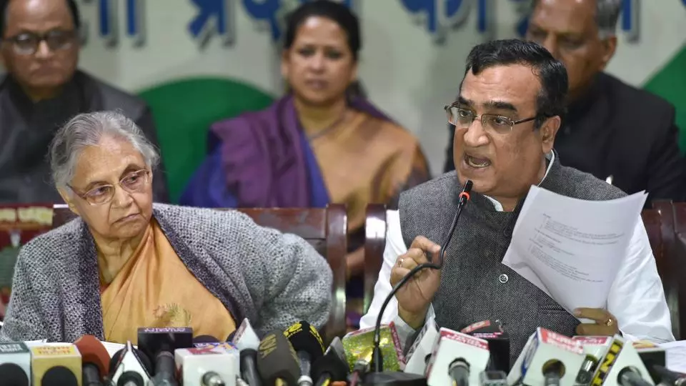 ഡല്‍ഹി സര്‍ക്കാരിന്റെ മൂന്നാം വാര്‍ഷികത്തില്‍ ആരോപണ പ്രത്യാരോപണവുമായി എഎപിയും കോണ്‍ഗ്രസും