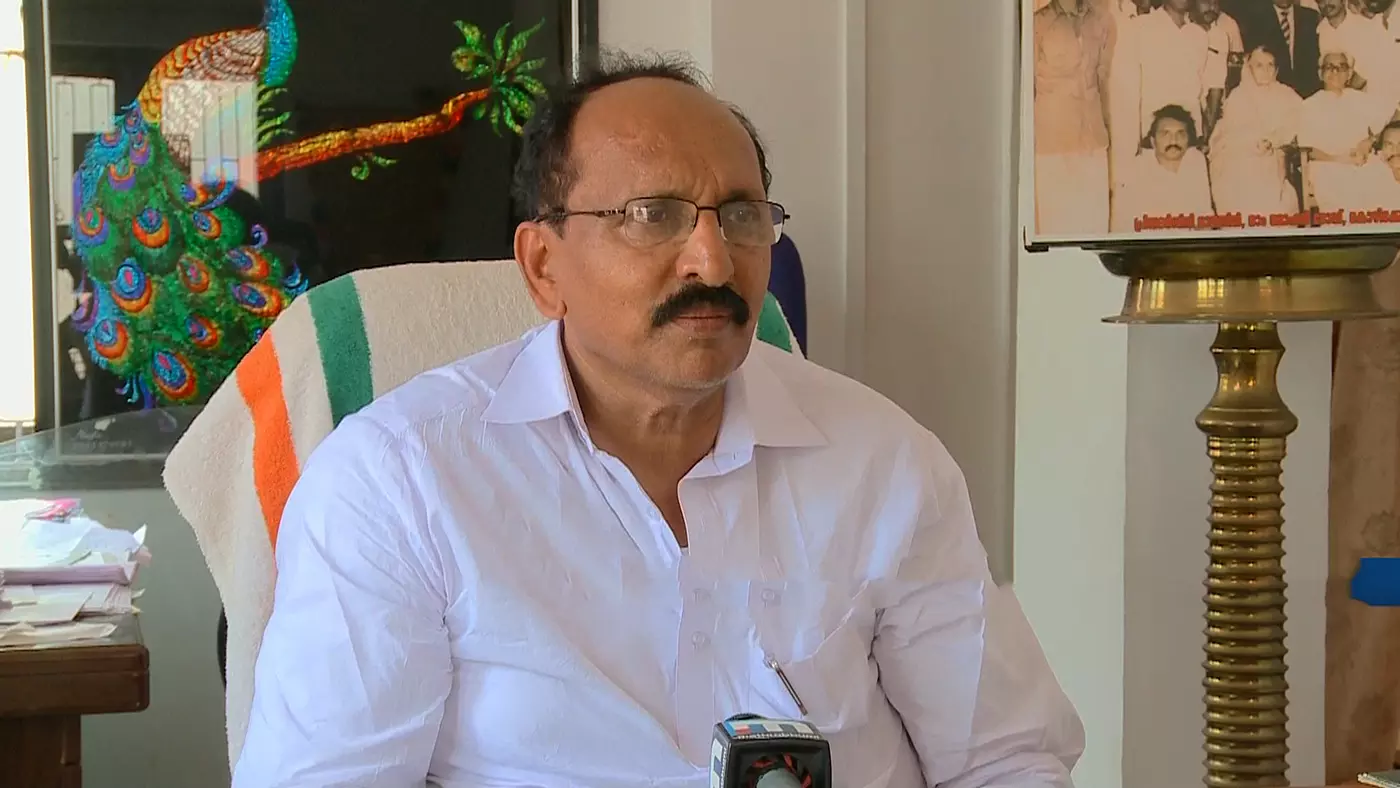 വിടി ബല്‍റാമിനെതിരെ വീണ്ടും കെസി അബു