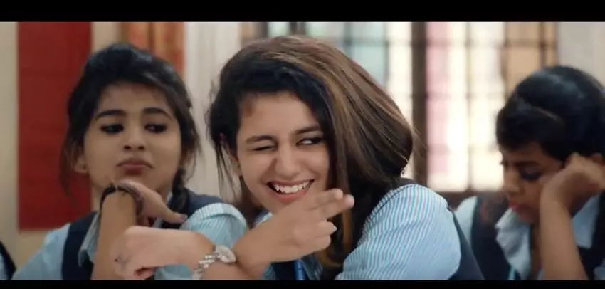 കണ്ണിറുക്കി വീണ്ടും പ്രിയ; അഡാര് ലവിന്റെ പ്രണയദിന സ്പെഷ്യല് ടീസറെത്തി കണ്ണിറുക്കി വീണ്ടും പ്രിയ; അഡാര് ലവിന്റെ പ്രണയദിന സ്പെഷ്യല് ടീസറെത്തി