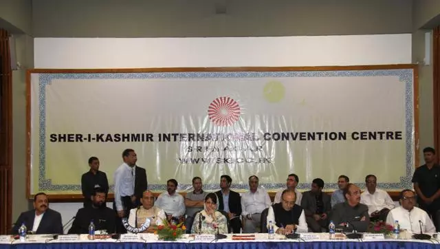 സര്വകക്ഷി സംഘത്തിന്റെ കശ്മീര് സന്ദര്ശനം പരാജയം സര്വകക്ഷി സംഘത്തിന്റെ കശ്മീര് സന്ദര്ശനം പരാജയം