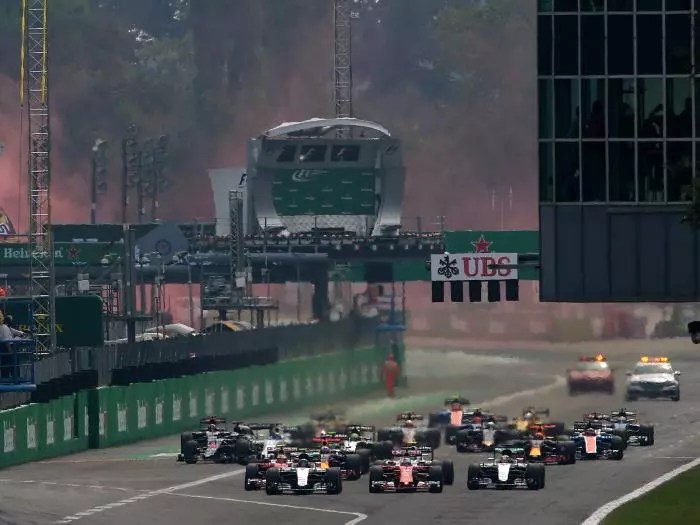 ഫോര്മുല വണ്ണില് പോരാട്ടം കടുക്കുന്നു ഫോര്മുല വണ്ണില് പോരാട്ടം കടുക്കുന്നു