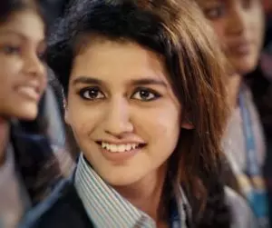 ഇതാണെന്റെ ഏറ്റവും വലിയ സ്വപ്നം; ദുല്ഖര് ചിത്രത്തിന്റെ പോസ്റ്റര് പങ്കുവച്ച് പ്രിയാ വാര്യര് ഇതാണെന്റെ ഏറ്റവും വലിയ സ്വപ്നം; ദുല്ഖര് ചിത്രത്തിന്റെ പോസ്റ്റര് പങ്കുവച്ച് പ്രിയാ വാര്യര്