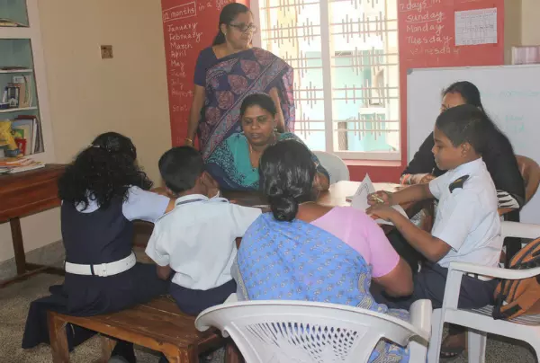 മകന്റെ പഠനവൈകല്യം മറികടക്കാന്‍ ഒരമ്മ സ്ഥാപിച്ച സ്കൂള്‍