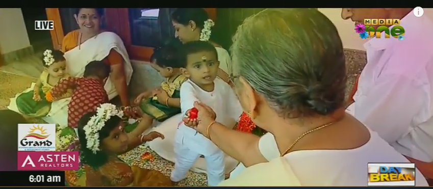 ഇന്ന് തിരുവോണം; മലയാളികള്‍ ആഘോഷത്തിമര്‍പ്പില്‍