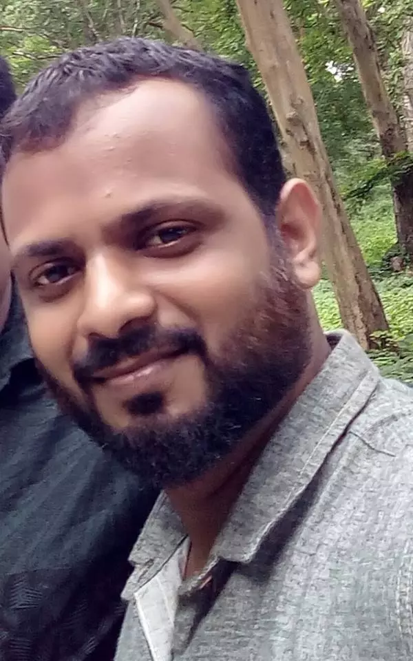 ഇന്ത്യന് സൈന്യത്തെ വിമര്ശിച്ച് തന്റെ പേരില് പ്രചരിക്കുന്ന പോസ്റ്റ് വ്യാജം; പരാതിയുമായി യുവാവ് ഇന്ത്യന് സൈന്യത്തെ വിമര്ശിച്ച് തന്റെ പേരില് പ്രചരിക്കുന്ന പോസ്റ്റ് വ്യാജം; പരാതിയുമായി യുവാവ്