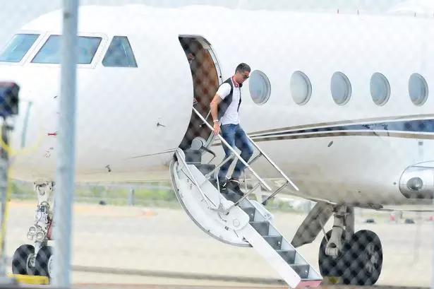 റൊണാള്‍ഡോയുടെ വിമാനം ബാഴ്‍സലോണയില്‍ ഇടിച്ചിറക്കി