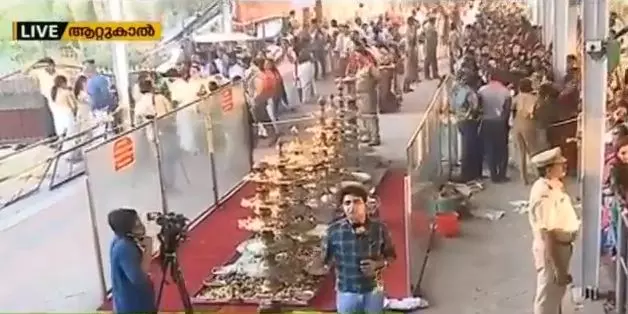 ഭക്തിയുടെ നിറവിൽ തിരുവനന്തപുരം; ആറ്റുകാല് പൊങ്കാല സമാപിച്ചു ഭക്തിയുടെ നിറവിൽ തിരുവനന്തപുരം; ആറ്റുകാല് പൊങ്കാല സമാപിച്ചു