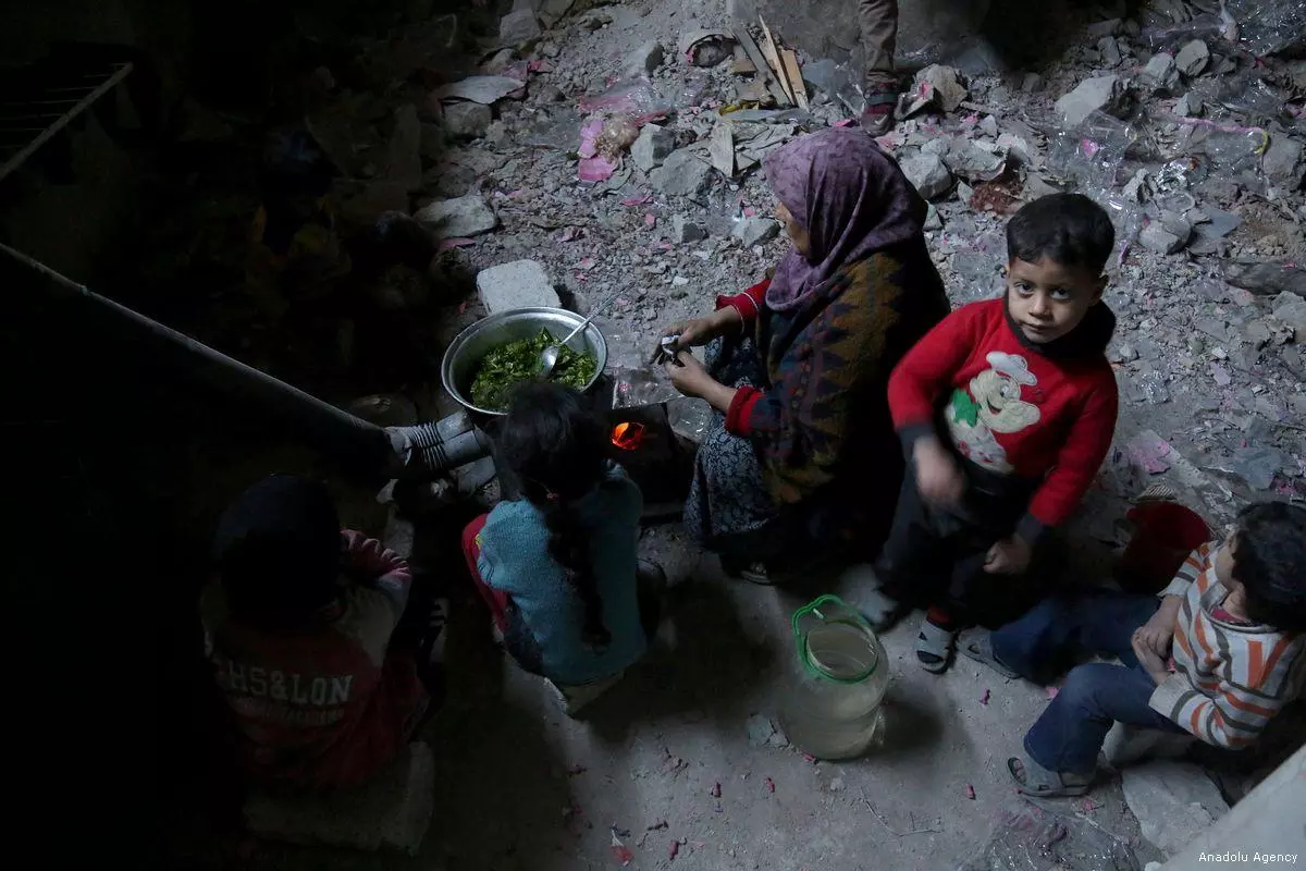 ഗൂതയില് നിന്ന് വിമത സേന പിന്വാങ്ങുന്നു ഗൂതയില് നിന്ന് വിമത സേന പിന്വാങ്ങുന്നു