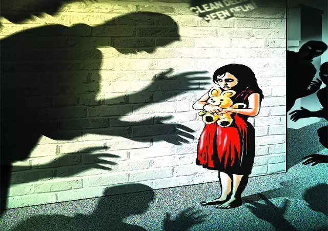 ഒരു വയസുകാരിയെ അയല്വാസി ബലാത്സംഗം ചെയ്തു ഒരു വയസുകാരിയെ അയല്വാസി ബലാത്സംഗം ചെയ്തു