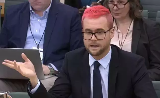 ക്രിസ്റ്റഫര്‍ വൈലിയെ തള്ളി കേംബ്രിഡ്ജ് അനലിറ്റിക്ക