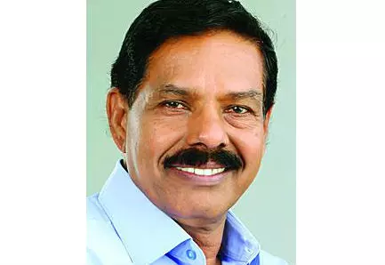 കക്ഷിരാഷ്ട്രീയ ഭേദമെന്യേ ജനങ്ങളുടെ ആദരവ് നേടിയ വ്യക്തിത്വം