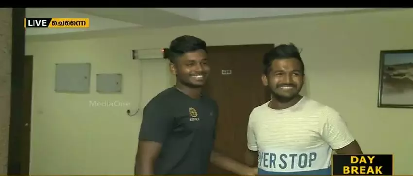 മലയാളി താരങ്ങളായ ആസിഫും മിഥുനും നിധീഷും ഐപിഎല്ലിലേക്ക് മലയാളി താരങ്ങളായ ആസിഫും മിഥുനും നിധീഷും ഐപിഎല്ലിലേക്ക്