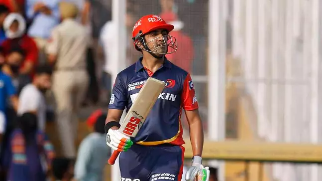 പ്രകടനത്തില്‍ നിരാശ, ക്യാപ്റ്റന്‍ സ്ഥാനം ഗംഭീര്‍ രാജിവെച്ചു