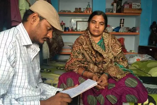 ലീഗിനെതിരെ ആരോപണം ഉന്നയിച്ചിട്ടില്ല, ഗൂഢാലോചനയ്ക്ക് പിന്നില് സംഘികളെന്ന് രോഹിത് വെമുലയുടെ കുടുംബം ലീഗിനെതിരെ ആരോപണം ഉന്നയിച്ചിട്ടില്ല, ഗൂഢാലോചനയ്ക്ക് പിന്നില് സംഘികളെന്ന് രോഹിത് വെമുലയുടെ കുടുംബം