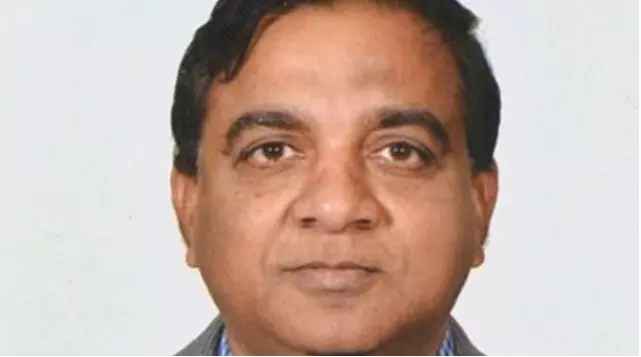 മക്ക മസ്ജിദ് സ്ഫോടനക്കേസില് വിധി പറഞ്ഞ ജഡ്ജി രാജിവെച്ചു മക്ക മസ്ജിദ് സ്ഫോടനക്കേസില് വിധി പറഞ്ഞ ജഡ്ജി രാജിവെച്ചു