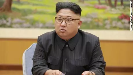 മിസൈല്-ആണവായുധ പരീക്ഷണങ്ങള് നിര്ത്തിവെയ്ക്കുമെന്ന് കിങ് ജോങ് ഉന് മിസൈല്-ആണവായുധ പരീക്ഷണങ്ങള് നിര്ത്തിവെയ്ക്കുമെന്ന് കിങ് ജോങ് ഉന്