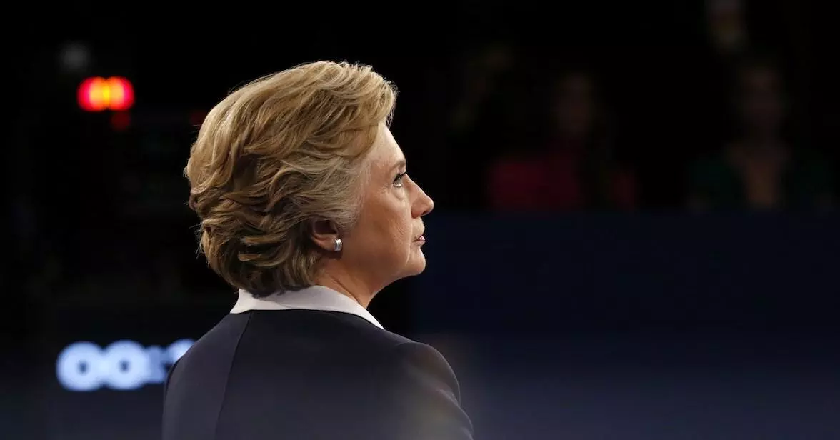 സിറിയയിലേക്ക് കരസേനയെ അയക്കുന്നത് അബദ്ധമാണെന്ന് ഹിലരി