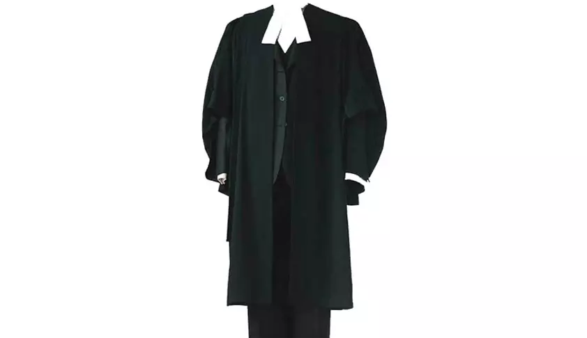 മാധ്യമപ്രവര്ത്തകരെ അക്രമിച്ച സംഭവത്തില് അഞ്ച് അഭിഭാഷകര് അറസ്റ്റില് മാധ്യമപ്രവര്ത്തകരെ അക്രമിച്ച സംഭവത്തില് അഞ്ച് അഭിഭാഷകര് അറസ്റ്റില്