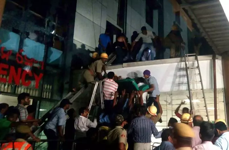 ഭുവനേശ്വറിലെ ആശുപത്രിയില്‍ വന്‍ അഗ്നിബാധ; 22 മരണം